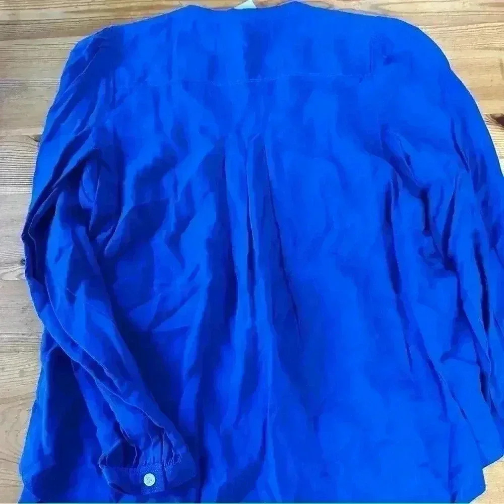 NWT LOFT XS Petites top pleated royal blue - Picture 4 of 9